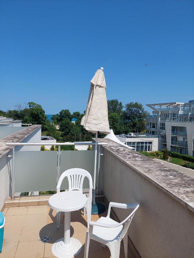 Gradina Sunny Deluxe Apartment Sozopol Esterno foto